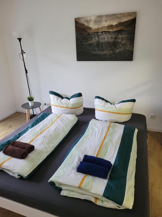 Schoene, Gemuetliche Moeblierte 2 Zi Wohnung In Rgb ريغنسبورغ المظهر الخارجي الصورة