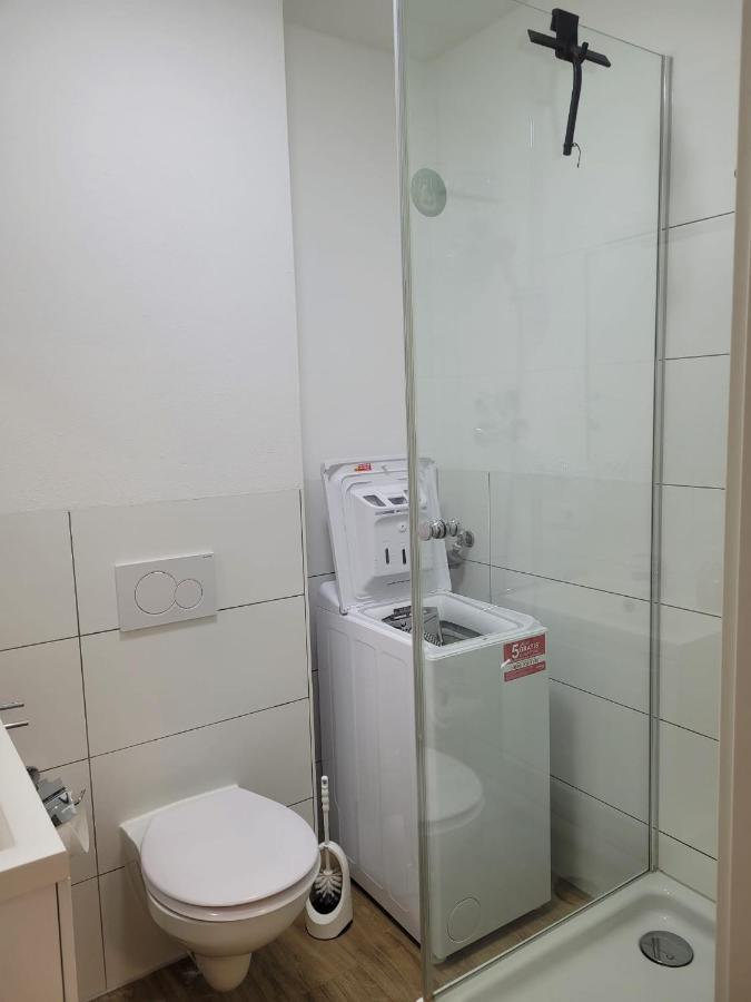 Schoene, Gemuetliche Moeblierte 2 Zi Wohnung In Rgb ريغنسبورغ المظهر الخارجي الصورة